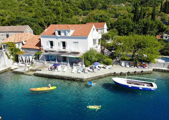 Apartment Lucija - Waterfront With Sunbeds! Zaton  photo