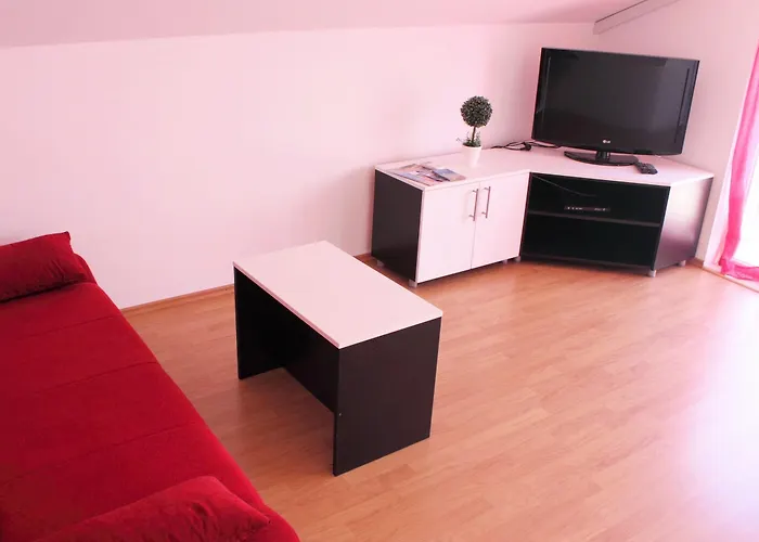 Apartments Jurica Srebreno photo