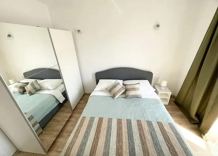 Beautiful Apartment With Balcony & Sea View Dracevo Selo photo