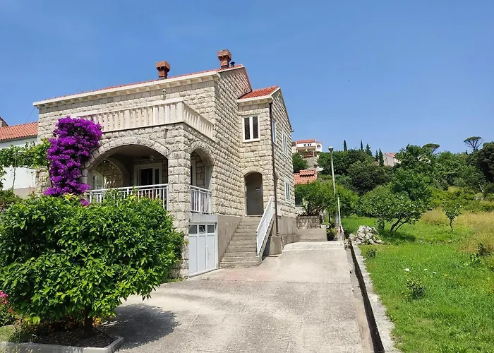 Guest House Franica & Pero Lobrovic Slano photo