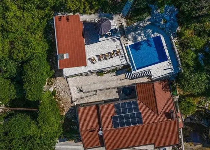 Villa Karlo-Arianna Podgradina  photo