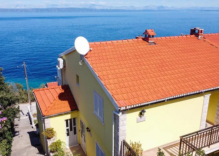 Apartments Dijana Prigradica photo