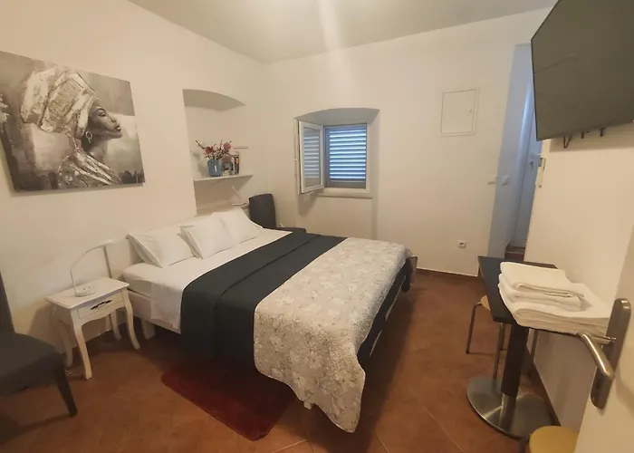 Viola Rooms Gruda photo