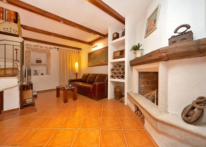 Photo de Holiday Home Rilovic Donji Radovcici