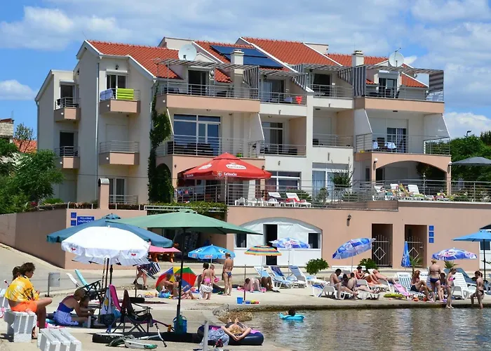 Apartments Deak Janjina photo
