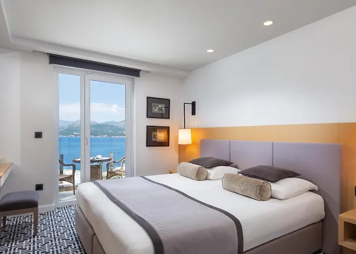 Royal Neptun Hotel Dubrovnik photo